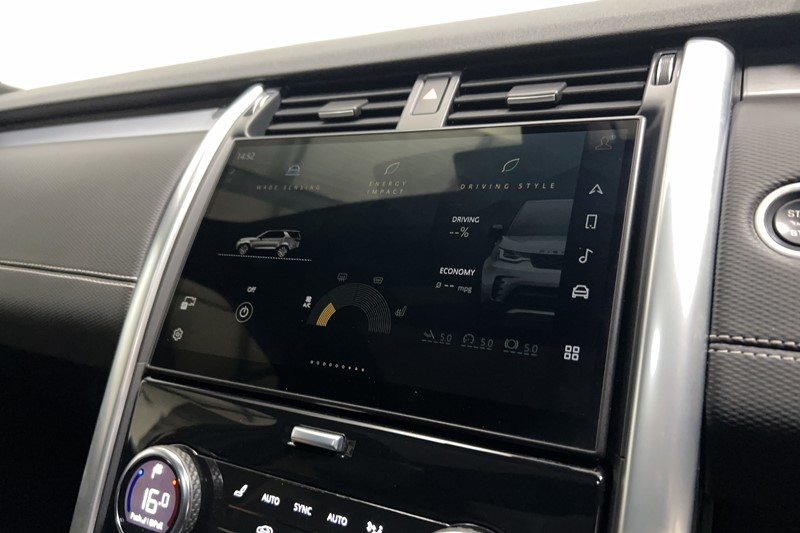 2023 (73) LAND ROVER DISCOVERY 3.0 D300 Dynamic SE 5dr Auto 5939476