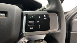 2023 (73) LAND ROVER DISCOVERY 3.0 D300 Dynamic SE 5dr Auto 5939468