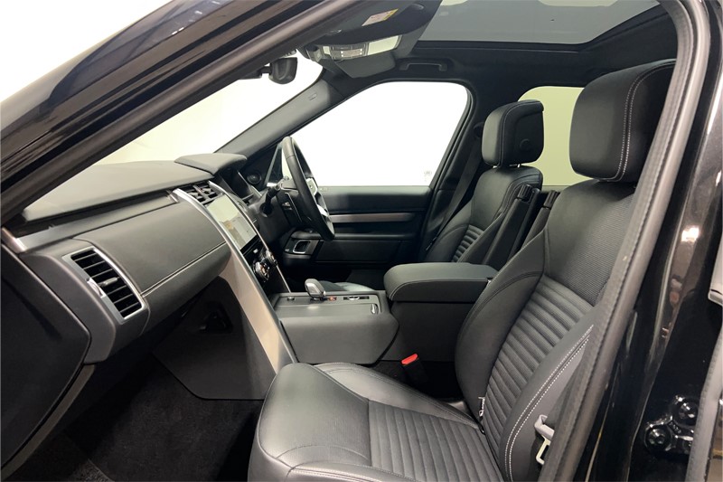 2023 (73) LAND ROVER DISCOVERY 3.0 D300 Dynamic SE 5dr Auto 5939449
