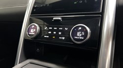 2023 (73) LAND ROVER DISCOVERY 3.0 D300 Dynamic SE 5dr Auto 5939473