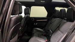 2023 (73) LAND ROVER DISCOVERY 3.0 D300 Dynamic SE 5dr Auto 5939450