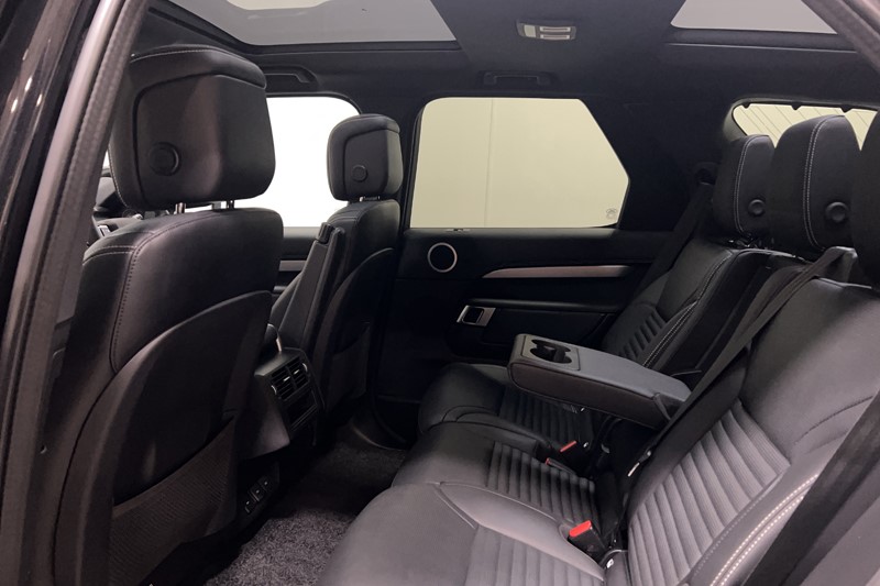 2023 (73) LAND ROVER DISCOVERY 3.0 D300 Dynamic SE 5dr Auto 5939490