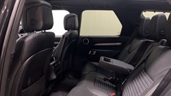 2023 (73) LAND ROVER DISCOVERY 3.0 D300 Dynamic SE 5dr Auto 5939490