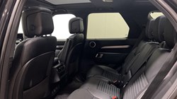 2023 (73) LAND ROVER DISCOVERY 3.0 D300 Dynamic SE 5dr Auto 5939486