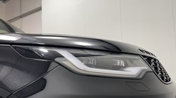 2023 (73) LAND ROVER DISCOVERY 3.0 D300 Dynamic SE 5dr Auto 5939504