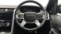 2023 (73) LAND ROVER DISCOVERY 3.0 D300 Dynamic SE 5dr Auto 5939457