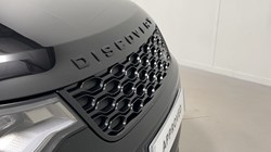 2023 (73) LAND ROVER DISCOVERY 3.0 D300 Dynamic SE 5dr Auto 5939505