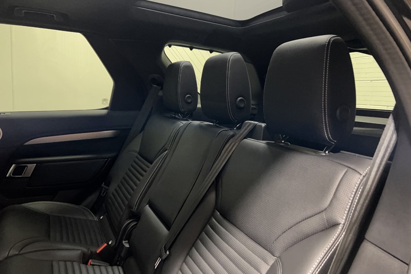 2023 (73) LAND ROVER DISCOVERY 3.0 D300 Dynamic SE 5dr Auto 5939487