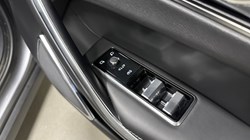 2023 (73) JAGUAR F-PACE 2.0 D200 R-Dynamic HSE Black 5dr Auto AWD 5927064