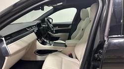 2023 (23) JAGUAR F-PACE 2.0 D200 R-Dynamic Black 5dr Auto AWD 5927103