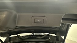 2023 (23) JAGUAR F-PACE 2.0 D200 R-Dynamic Black 5dr Auto AWD 5927141