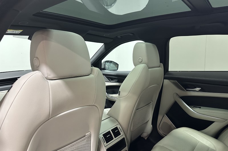 2023 (23) JAGUAR F-PACE 2.0 D200 R-Dynamic Black 5dr Auto AWD 5927134