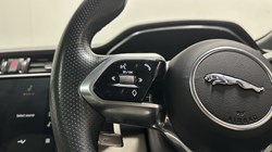 2023 (23) JAGUAR F-PACE 2.0 D200 R-Dynamic Black 5dr Auto AWD 5927120