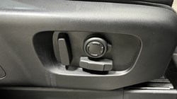 2023 (23) LAND ROVER DISCOVERY 3.0 D300 Metropolitan Edition 5dr Auto 5944961