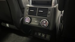 2023 (23) LAND ROVER DISCOVERY 3.0 D300 Metropolitan Edition 5dr Auto 5944967