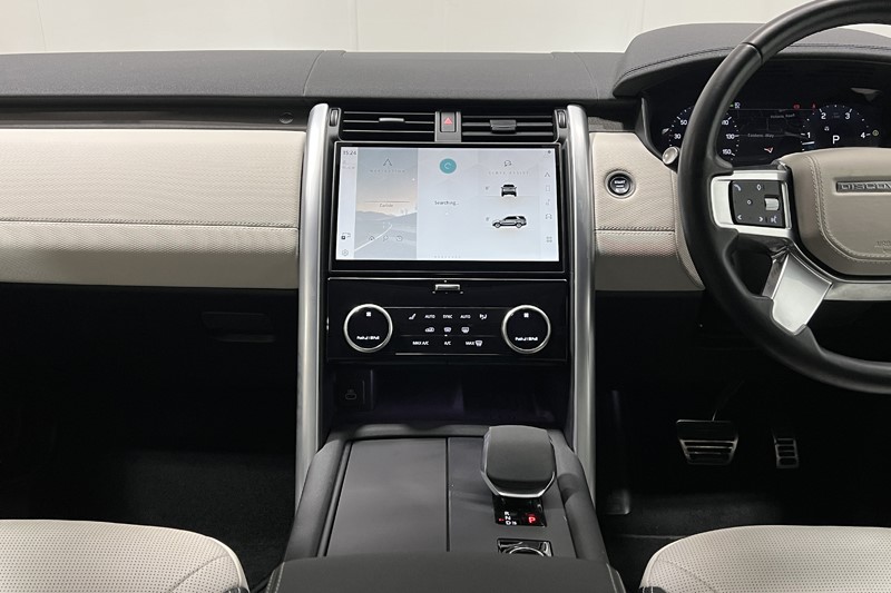 2023 (23) LAND ROVER DISCOVERY 3.0 D300 Metropolitan Edition 5dr Auto 5944970