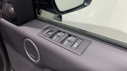 2023 (23) LAND ROVER DISCOVERY 3.0 D300 R-Dynamic HSE 5dr Auto 5957613