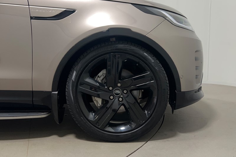 2023 (23) LAND ROVER DISCOVERY 3.0 D300 R-Dynamic HSE 5dr Auto 5957605