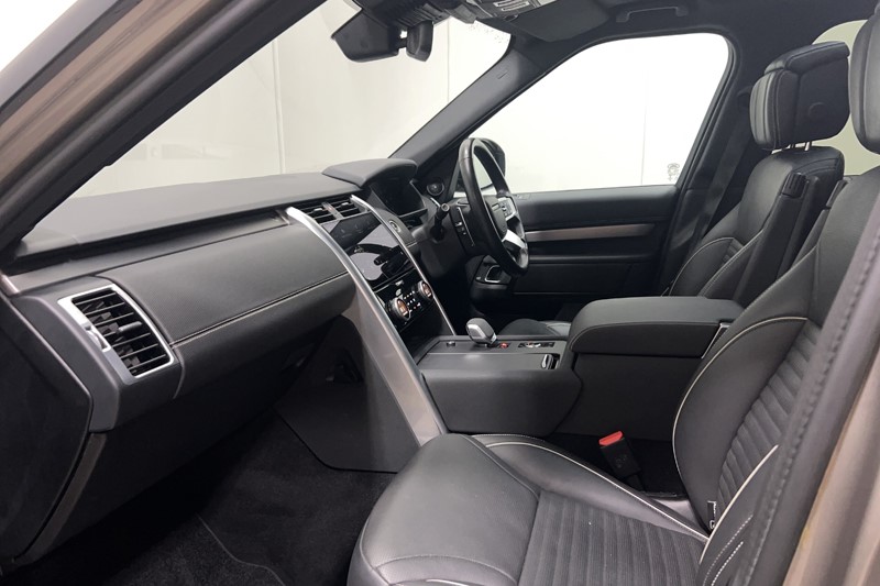 2023 (23) LAND ROVER DISCOVERY 3.0 D300 R-Dynamic HSE 5dr Auto 5957633