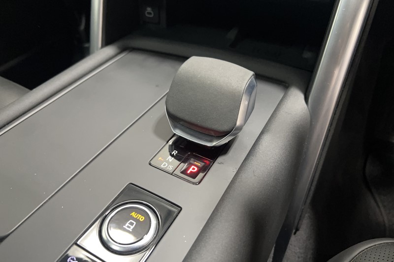 2023 (23) LAND ROVER DISCOVERY 3.0 D300 R-Dynamic HSE 5dr Auto 5957622