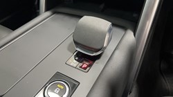 2023 (23) LAND ROVER DISCOVERY 3.0 D300 R-Dynamic HSE 5dr Auto 5957622