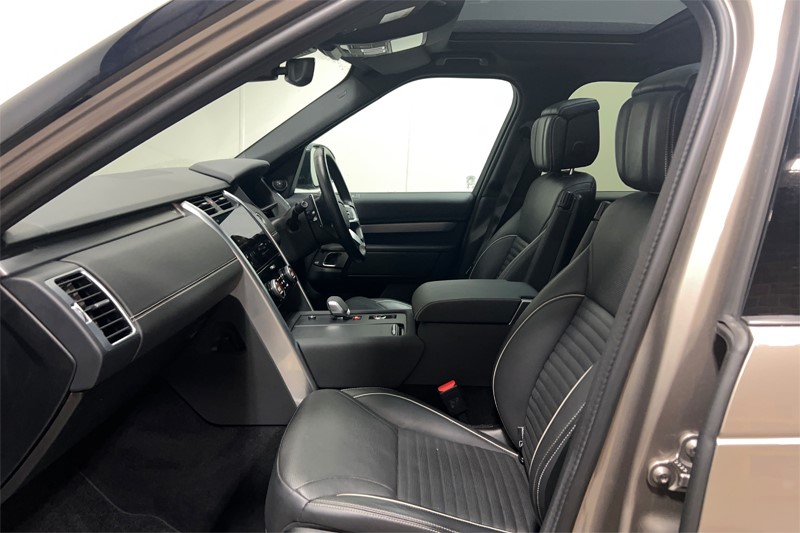 2023 (23) LAND ROVER DISCOVERY 3.0 D300 R-Dynamic HSE 5dr Auto 5957601