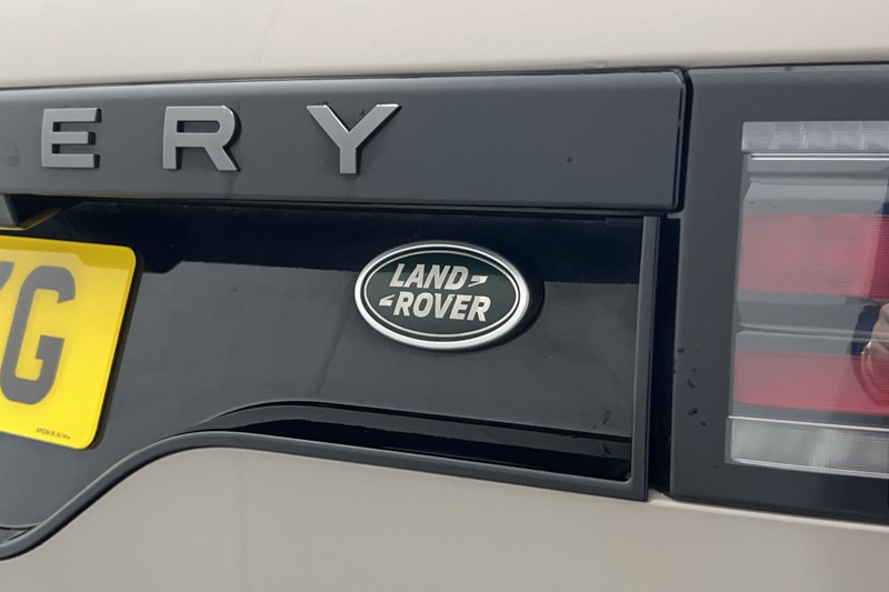 2023 (23) LAND ROVER DISCOVERY 3.0 D300 R-Dynamic HSE 5dr Auto 5957650