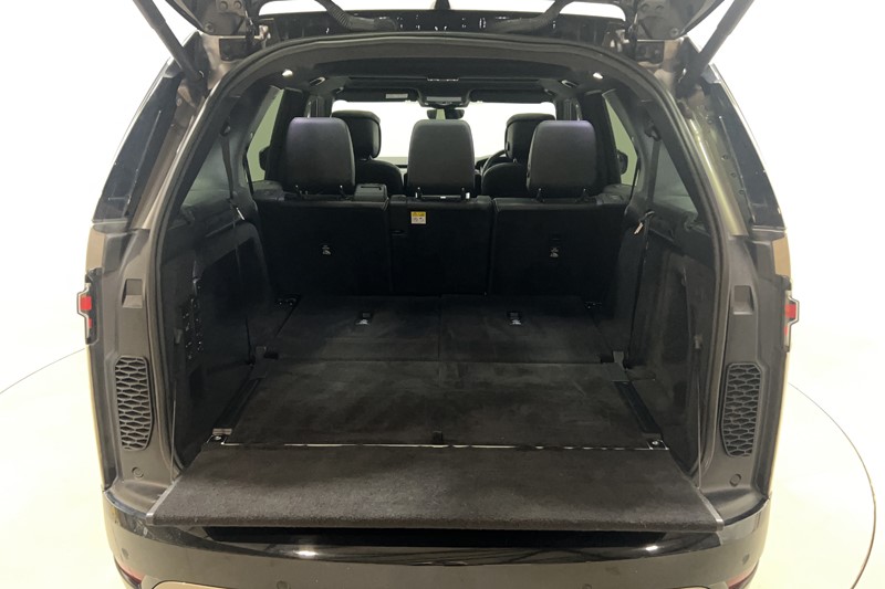 2023 (23) LAND ROVER DISCOVERY 3.0 D300 R-Dynamic HSE 5dr Auto 5957642