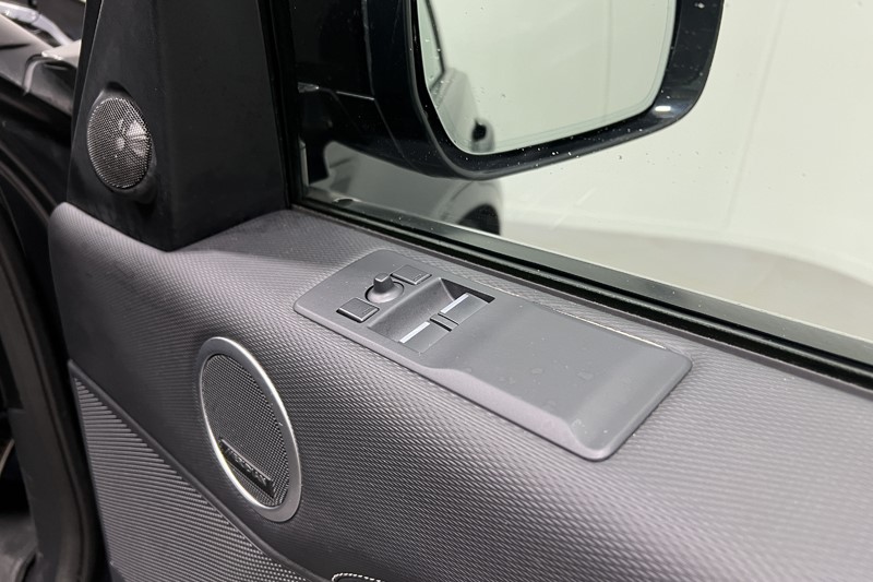2024 (73) LAND ROVER COMMERCIAL DISCOVERY 3.0 D300 Dynamic HSE Commercial Auto 5965047