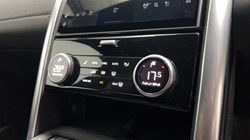 2025 (25) LAND ROVER DISCOVERY 3.0 D350 S 5dr Auto 5944891