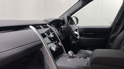 2025 (25) LAND ROVER DISCOVERY 3.0 D350 S 5dr Auto 5944901