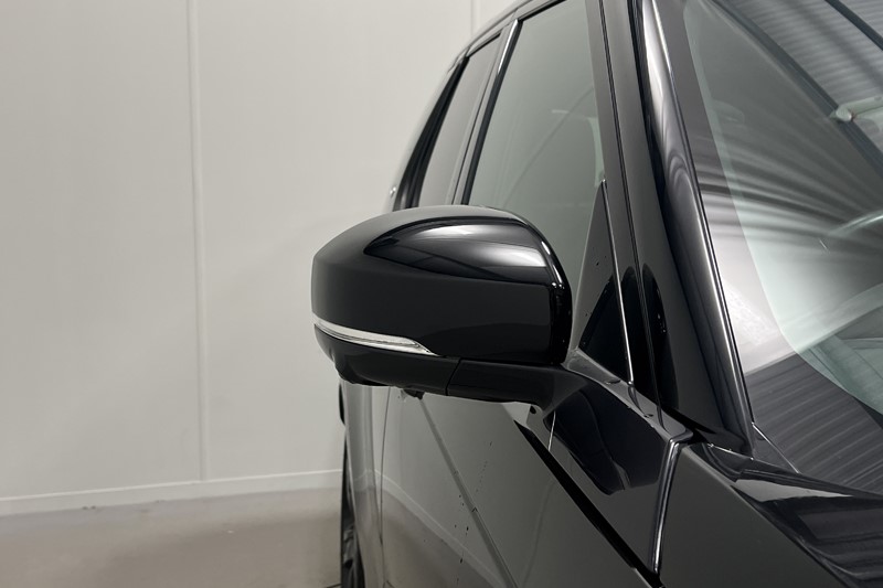 2024 (73) LAND ROVER DISCOVERY 3.0 D300 Dynamic HSE 5dr Auto 5965424