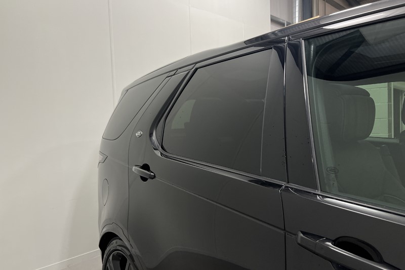 2024 (73) LAND ROVER DISCOVERY 3.0 D300 Dynamic HSE 5dr Auto 5965422