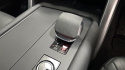 2024 (73) LAND ROVER DISCOVERY 3.0 D300 Dynamic HSE 5dr Auto 5965393