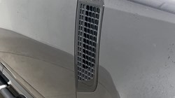 2022 (22) LAND ROVER DEFENDER 3.0 D250 X-Dynamic HSE 110 5dr Auto 5957748