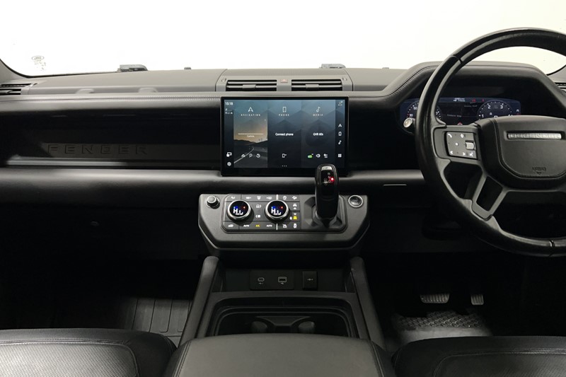 2022 (22) LAND ROVER DEFENDER 3.0 D250 X-Dynamic HSE 110 5dr Auto 5957705