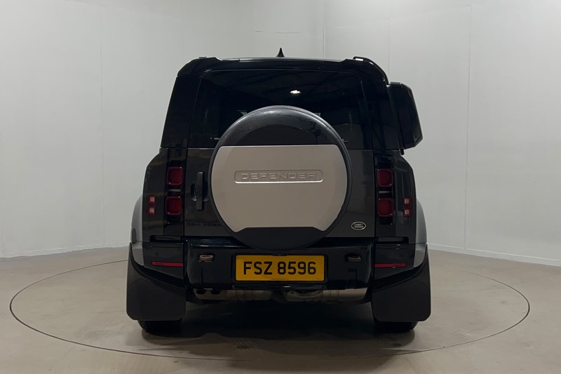 2022 (22) LAND ROVER DEFENDER 3.0 D250 X-Dynamic HSE 110 5dr Auto 5957701