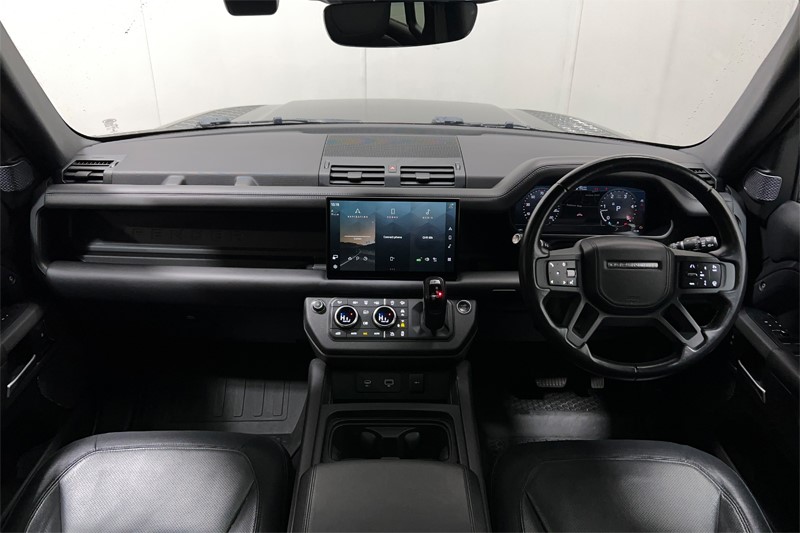 2022 (22) LAND ROVER DEFENDER 3.0 D250 X-Dynamic HSE 110 5dr Auto 5957704