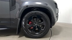 2022 (22) LAND ROVER DEFENDER 3.0 D250 X-Dynamic HSE 110 5dr Auto 5957703