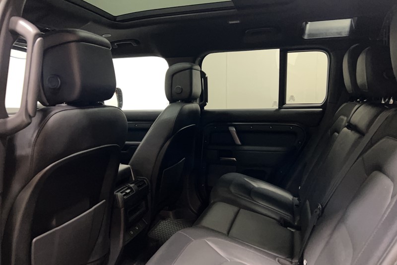 2022 (22) LAND ROVER DEFENDER 3.0 D250 X-Dynamic HSE 110 5dr Auto 5957734