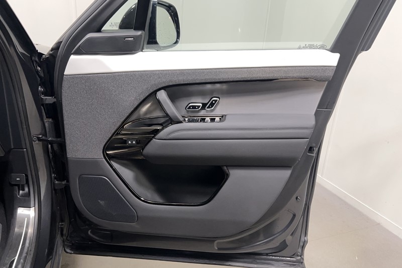 2022 (72) LAND ROVER RANGE ROVER SPORT 3.0 D300 Dynamic SE 5dr Auto 5954421