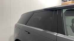 2022 (72) LAND ROVER RANGE ROVER SPORT 3.0 D300 Dynamic SE 5dr Auto 5954460