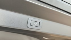 LAND ROVER RANGE ROVER SPORT 3.0 P550e Autobiography 5dr Auto 3348710