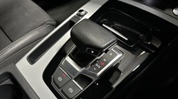 2023 (23) AUDI Q5 40 TDI Quattro S Line 5dr S Tronic 5954586