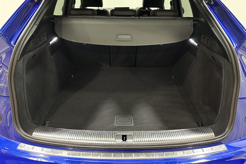 2023 (23) AUDI Q5 40 TDI Quattro S Line 5dr S Tronic 5954611