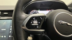 2023 (23) JAGUAR E-PACE 1.5 P300e R-Dynamic S 5dr Auto 5982799