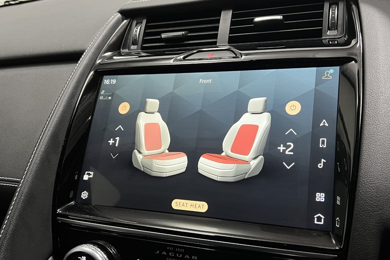 2023 (23) JAGUAR E-PACE 1.5 P300e R-Dynamic S 5dr Auto 5982785