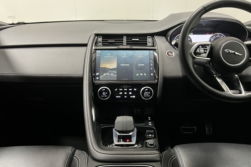 2023 (23) JAGUAR E-PACE 1.5 P300e R-Dynamic S 5dr Auto 5982818
