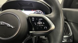2023 (23) JAGUAR E-PACE 1.5 P300e R-Dynamic S 5dr Auto 5982798