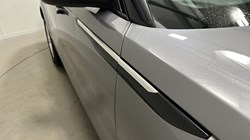 2023 (23) LAND ROVER RANGE ROVER VELAR 2.0 D200 S 5dr Auto 5979762